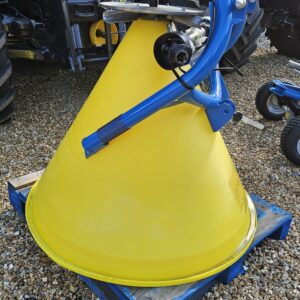 Tractor Mounted Fertiliser Spreader